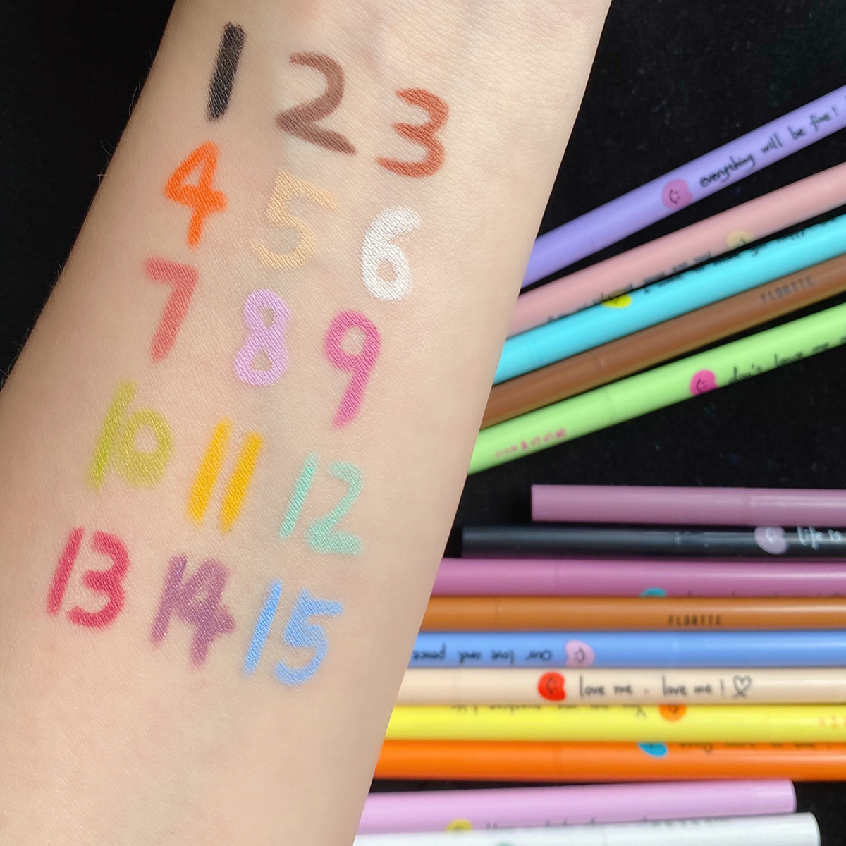 Collection of Smile Heart Gel Liner in a gallery layout